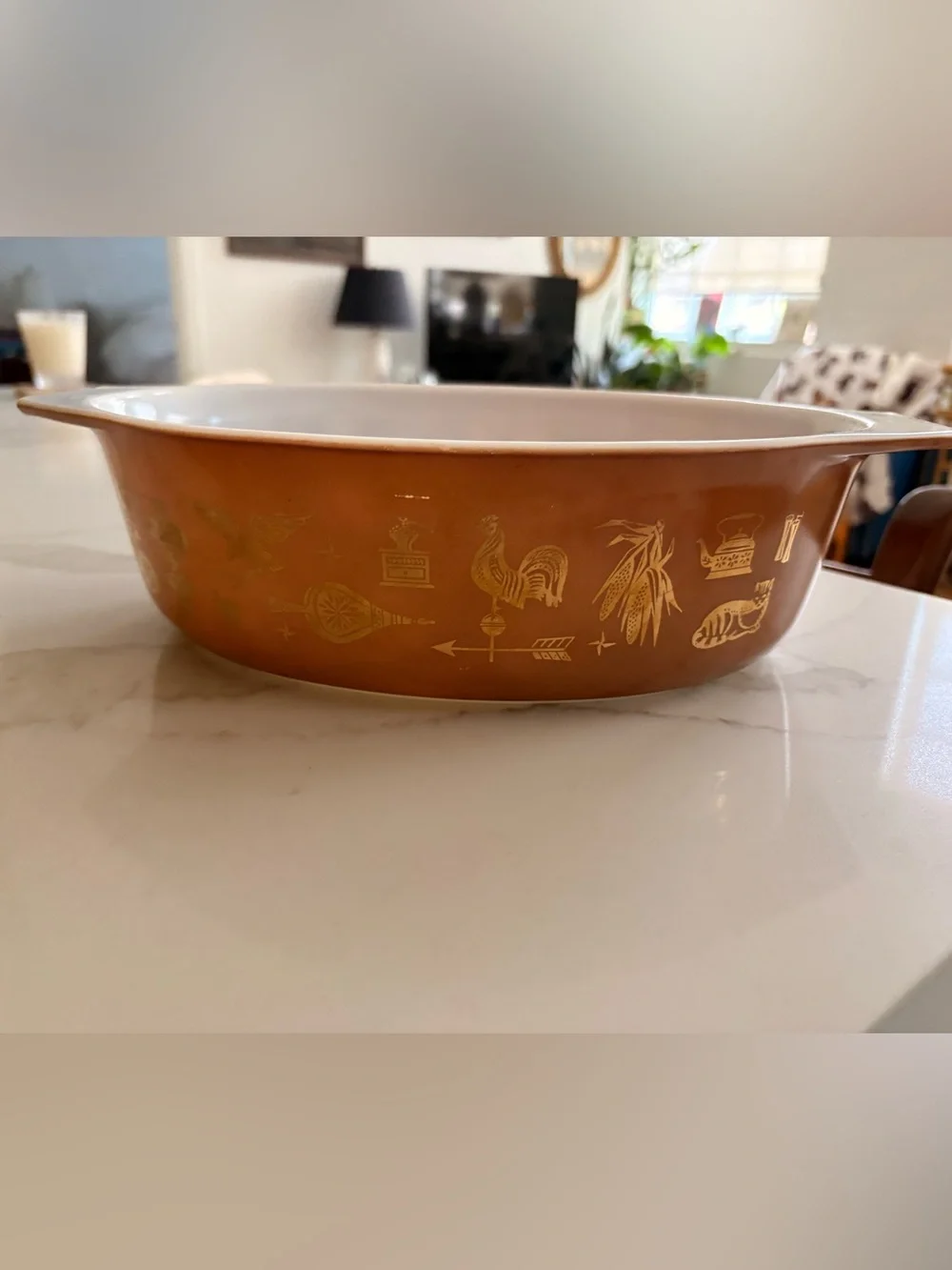 Vintage Pyrex “early American” casserole dish